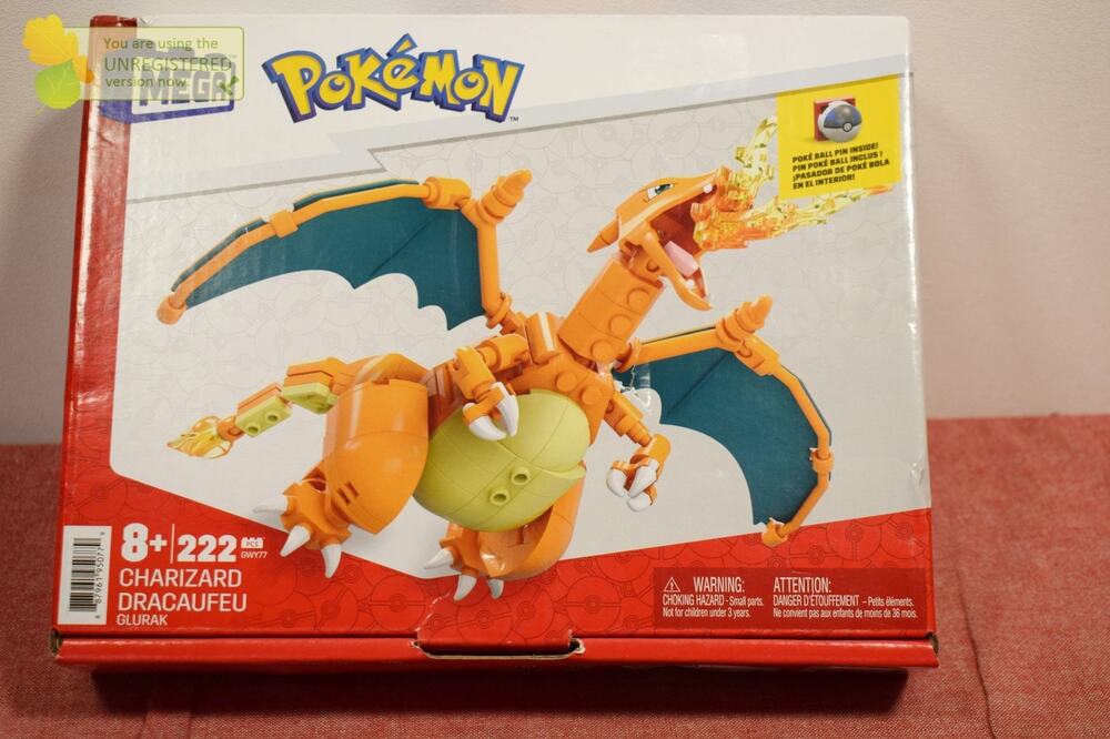 MEGA Pokemon Charizard Construction Set 222pc